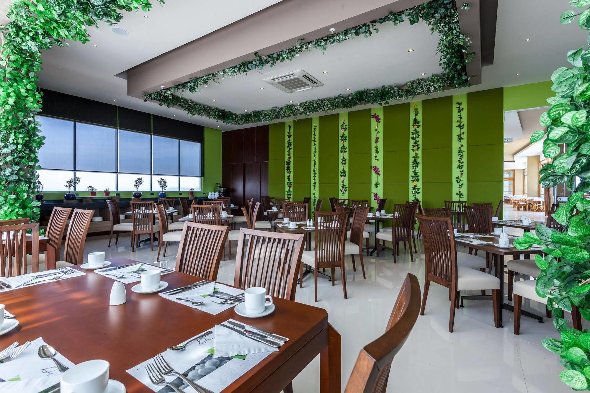 Sky Collection Lifestyle Hotel & Suites Barranquilla Barranquilla (Atlantico) Exterior foto The restaurant